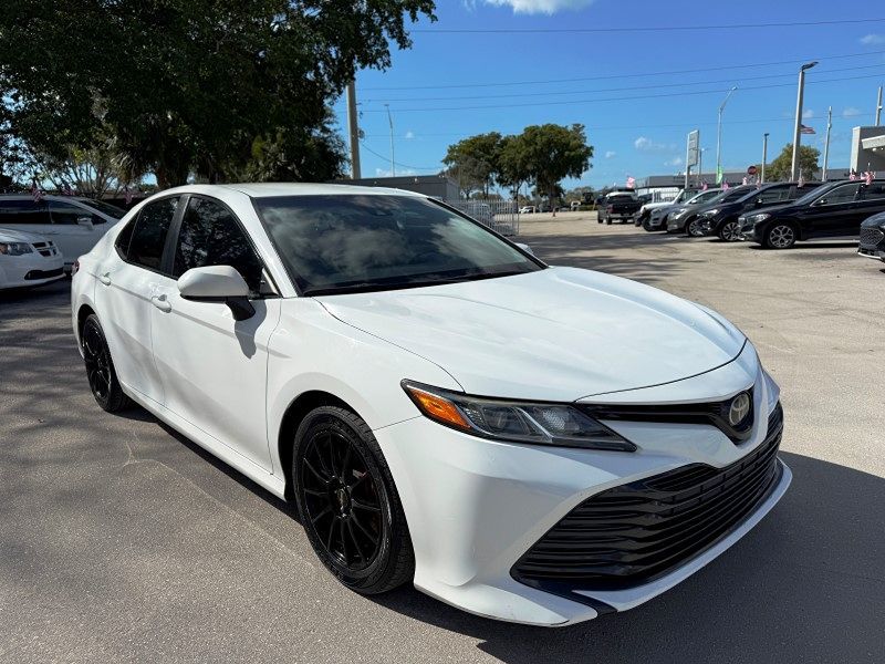 2018 Toyota Camry LE