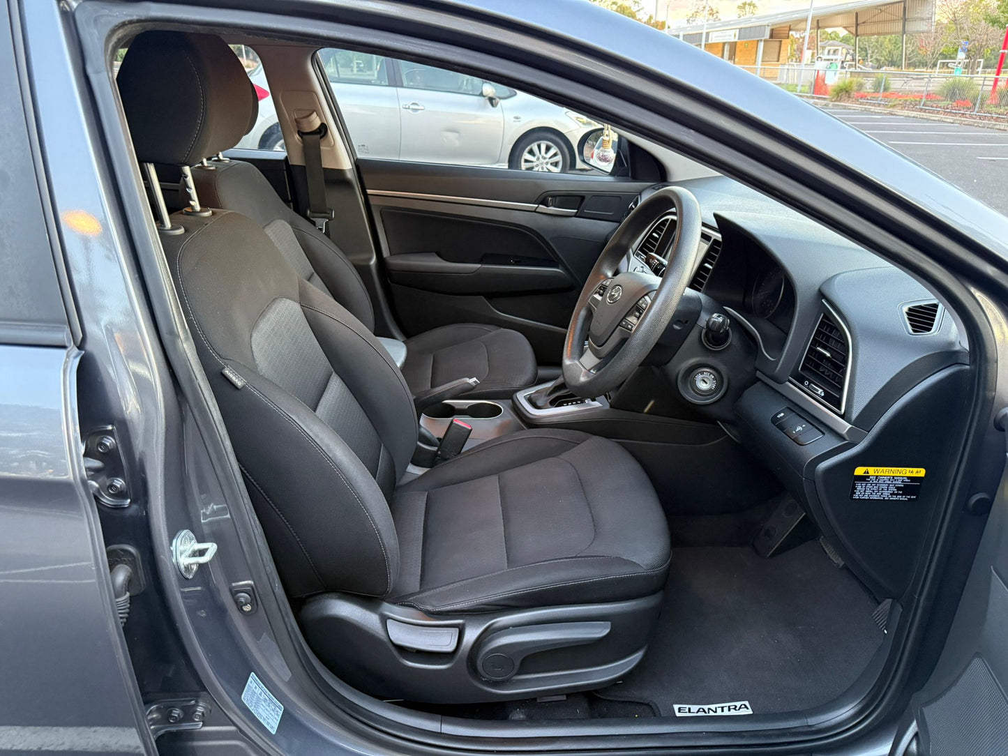 Hyundai Elantra 2017 Auto