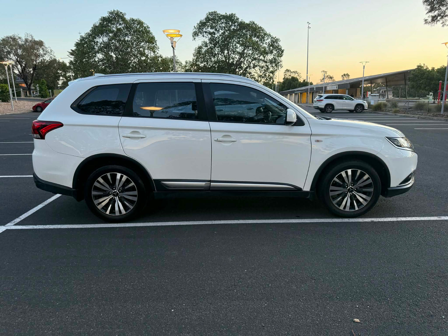 Mitsubishi Outlander 2019