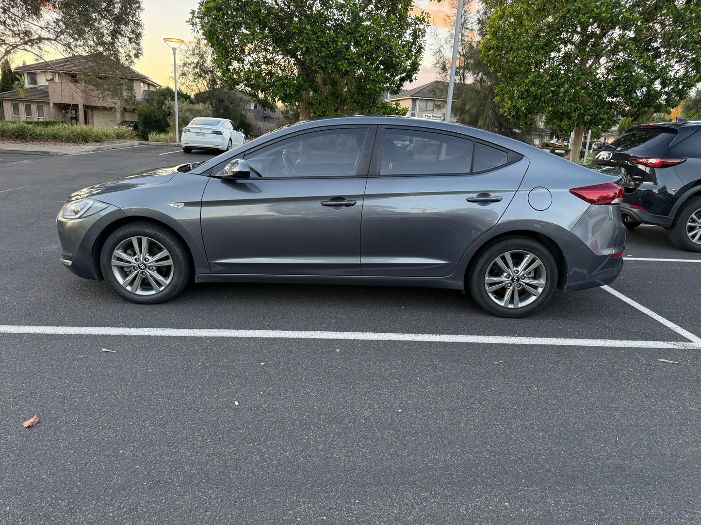 Hyundai Elantra 2017 Auto