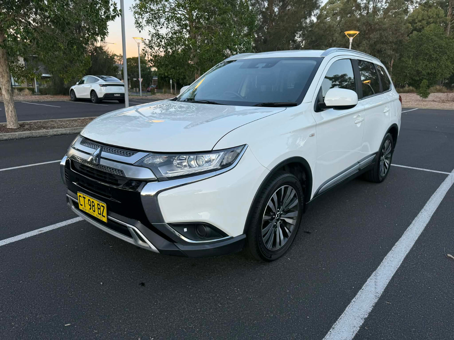 Mitsubishi Outlander 2019