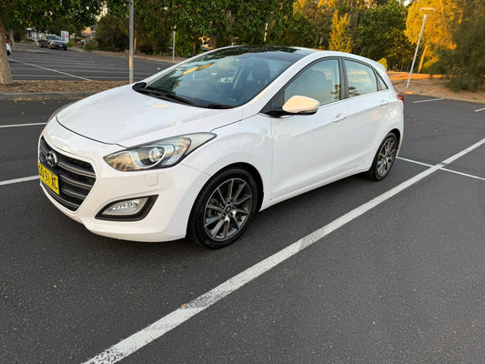 2015 Hyundai I3 Premium