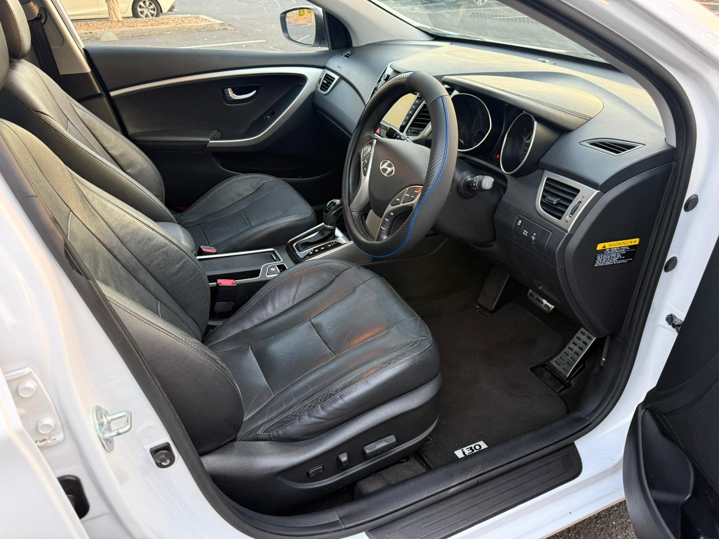 2015 Hyundai I3 Premium