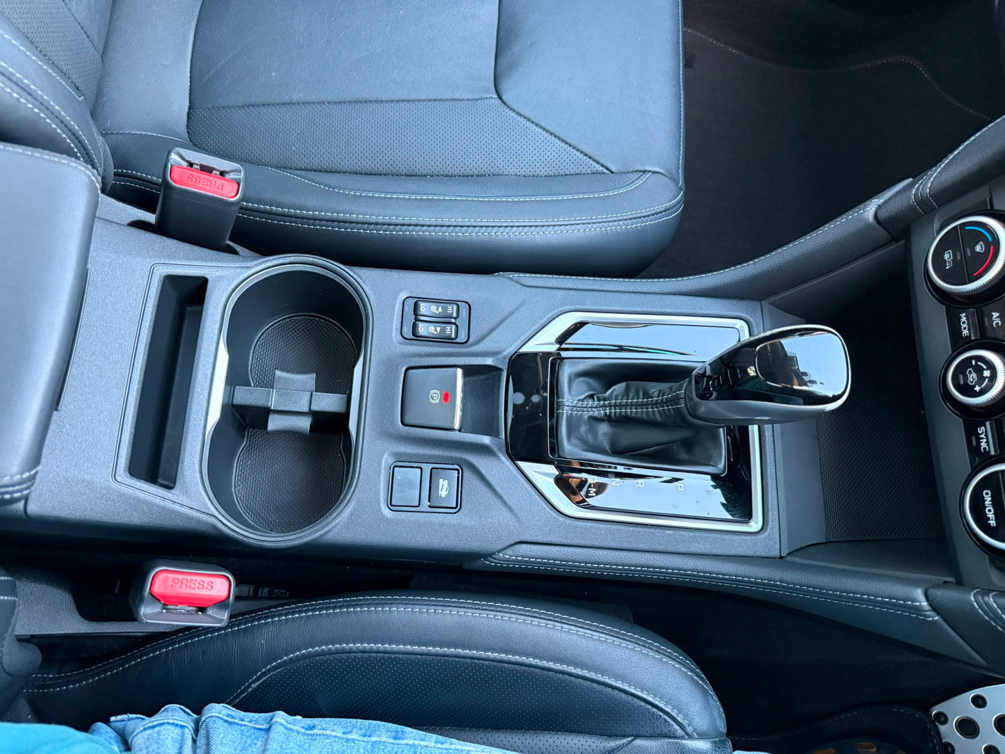 Subaru Impreza 2.0i-S Auto - Model year 2017.